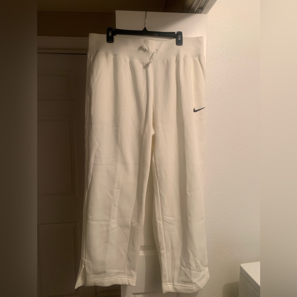 NWT Nike Joggers Size 1X White